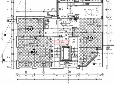 Max. 3 biurka na czas nieokreślony - 2200 zł netto