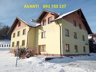 Niezalażny Apartament Rodzinny 4-7 osobowy w Krynicy Zdrój