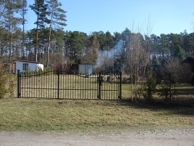 Działka w miejscowości Miedźno, okolice Sieradza.