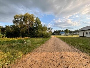 Działka budowlano-leśna w Poniatowie, 0,86 ha – 40 tys. zł