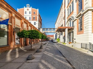 Mieszkanie trzypokojowe na sprzedaż