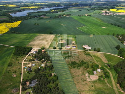 Działki w okolicy jeziora i lasu Szteklin