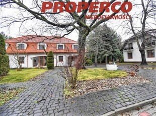 Dom na sprzedaż 28 pokoi Rusiec, 1140 m2, działka 9615 m2