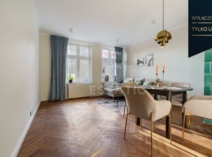 Apartament w historycznej kamienicy | 2 łazienki