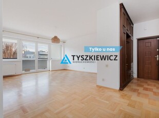 Zadbany, 4 pokojowy, słoneczny apartament.