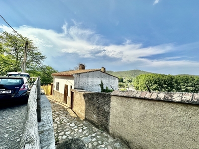 Dom Girona, Anglès