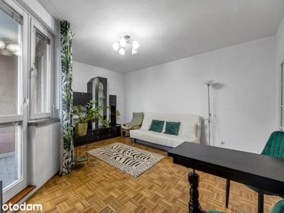 Dwupoziomowy apartament z tarasem i ogródkiem