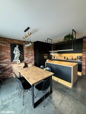 Apartament z ogródkiem na wzgórzu Gołonoskim