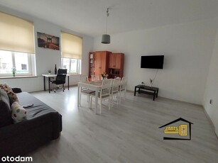 Przestronny apartament 157,23m2 z dużym tarasem.