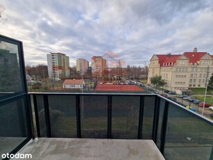 Nowoczesny Apartament w Nowej Woli