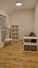 Wynajmę kawalerkę 28 m²+ miejsce garażowe Naramowice ul. Sielawy