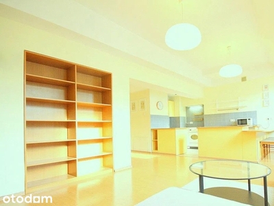 85 m2 ciche przy samym rynku / 85 m2 calm flat