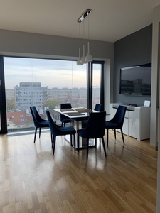 Apartament na wynajem Thespian 84 m2