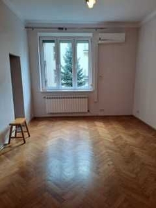 Wynajmę mieszkanie 3-pokojowe w centrum Krakowa
