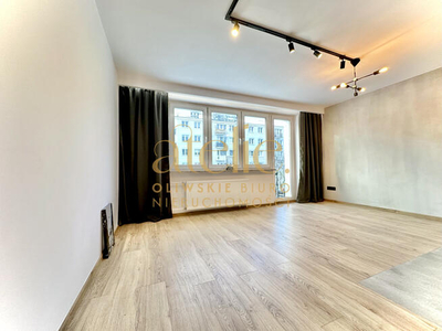 Gdańsk || 50 m2 || 3 pokoje || Balkon