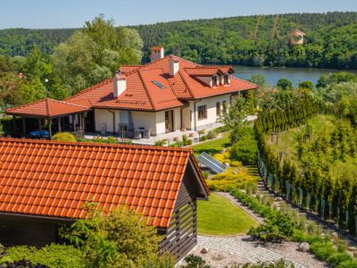 Reprezentacyjny, pasywny Dom z widokiem na Jezioro w Łapinie