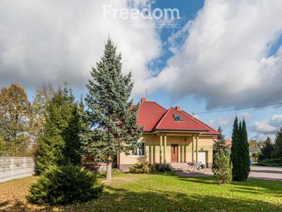 Dom na sprzedaż 319,00 m², oferta nr 8975/3685/ODS