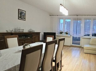 Bezpośrednio 4-pokojowe, 73.9m2, duży balkon, I piętro, widok na las,