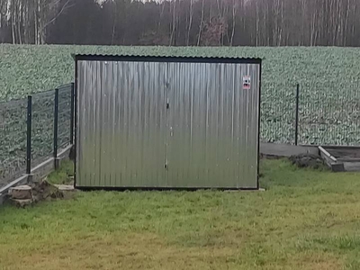 Garaże z blachy ocynkowanej , różne wymiary i modyfikacje