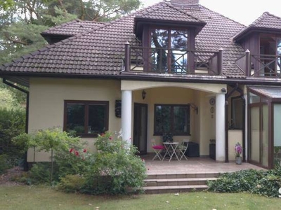 Piękna WILLA BATORY 330m2, z basenem, RADOŚĆ.