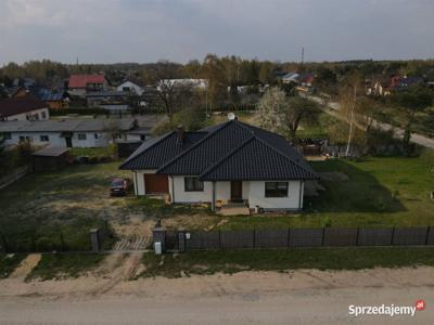 Sprzedaż domu wolnostojącego Zduńska Wola 140m2