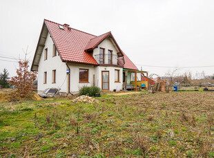 Urokliwy dom w Krosnowicach, okolice Kłodzka