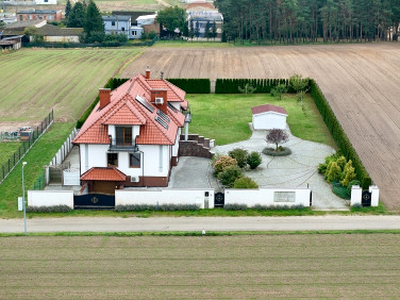 Dom Nowa Dąbrowa