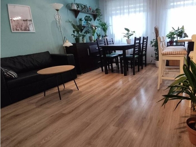 Mieszkanie na sprzedaż 61,90 m², parter