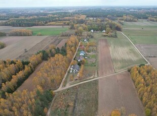 Działka pod zabudowę domu w podmiejskich Kudryczach.