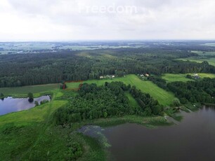 Działka z WZ w otoczeniu lasów i jezior