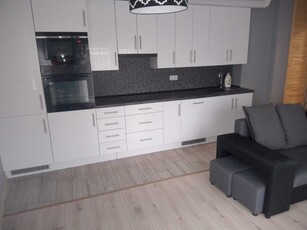 MIESZKANIE 3pokoje, umeblowane, winda, balkon, parking 46m2