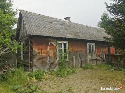 Dom z bali do rozbiórki