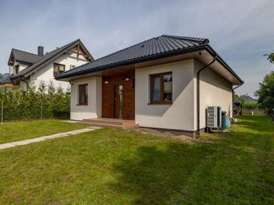 Dom na sprzedaż 3 pokoje Zduńska Wola, 113,20 m2, działka 905 m2