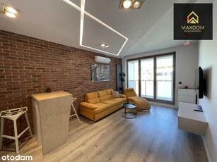 Apartamentowiec Z 2017R Balkon Garaż Komórka