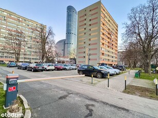 3 pokoje z loggią i osobną kuchnią obok SKY Tower!