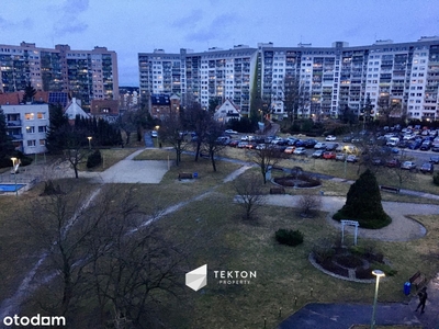 przestronne, rozkładowe z dużym balkonem