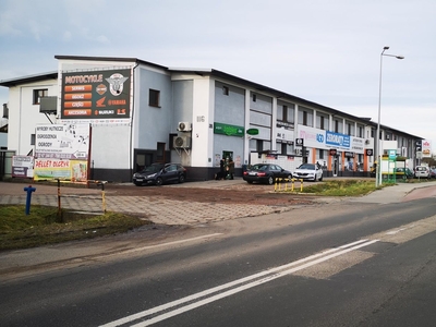 Do wynajęcia lokal handlowo-usługowy 182m2