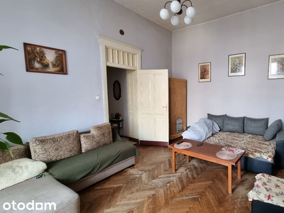 2 pokoje w kamiennicy, 52m2, centrum, inwestycja