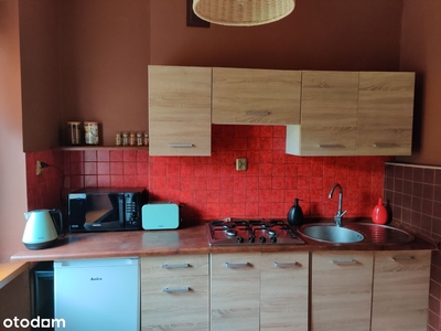 Bezpośrednio 47m2, odrębna kuchnia, balkon, piwnic