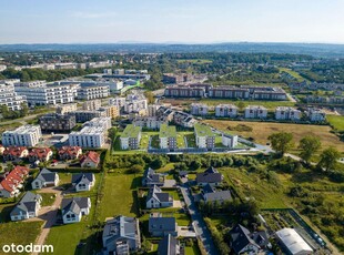 4-pokojowe mieszkanie 86m2 + balkon