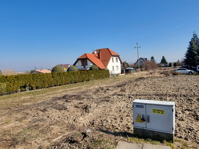 Działka bud. Skowarcz 1975 m2- wszystkie media.