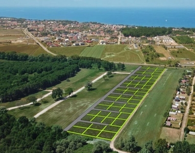 1000 m od Plazy pod domek utwardzona droga prąd Rewal nad morzem