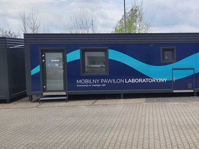 Całoroczny Mobilny Pawilon (KONTENER) z toaletą i ogrzewaniem