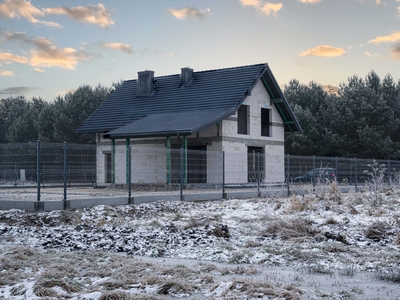 Dom 148m2 powierzchni użytkowej w cichej części Łochowa