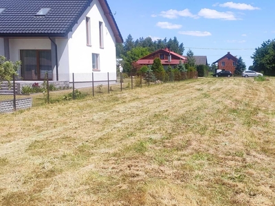 Sprzedam piękną działkę powierzchni 2100 m2