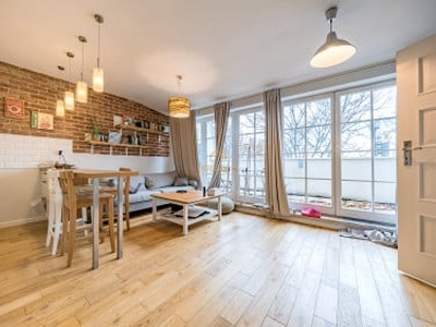 Apartament, Aleja Niepodległości