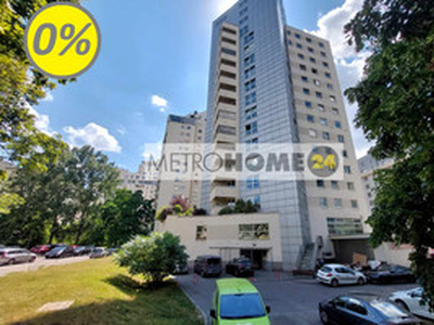 Przestronny apartament na 13 piętrze z pięknym widokiem na panoramę okolicy