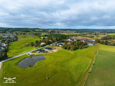 Sprzedam działkę budowlaną na Kaszubach