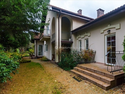 Dom na sprzedaż 235,00 m², oferta nr NEJU051