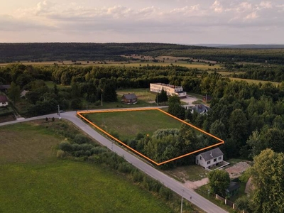 Duża działka prostokąt 4732m2 uzbrojona .